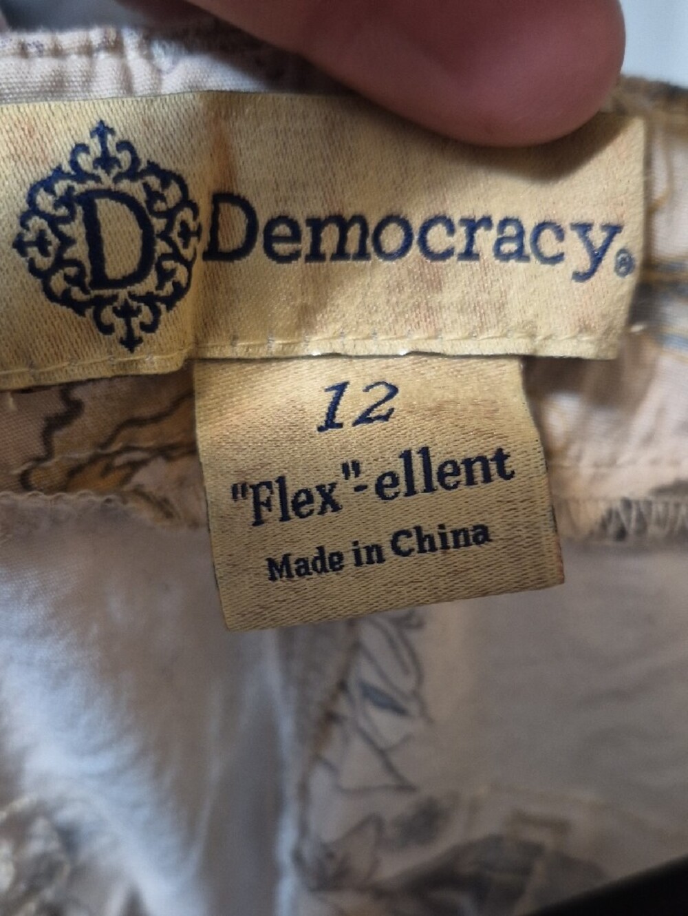 Democracy Cream Floral Cargo Ankle Pants with Gray and Yellow Print - Picture 3 of 5